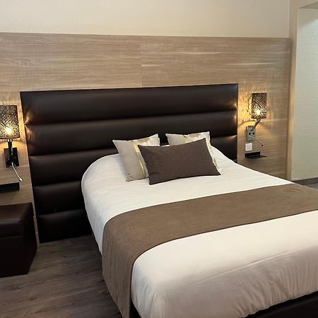 Logis Hotel - Auberge De L'Helix Rosoy  Ngoại thất bức ảnh
