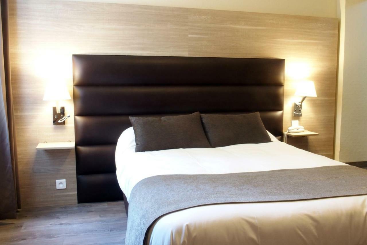Logis Hotel - Auberge De L'Helix Rosoy  Ngoại thất bức ảnh